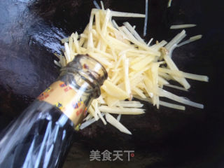 土豆辣椒拌面的做法步骤：5