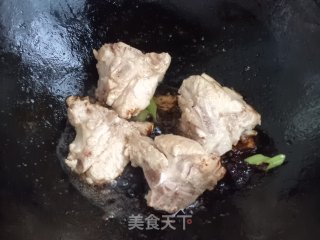 排骨炖土豆的做法步骤：5