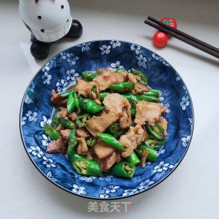 五花肉炒辣椒的做法步骤：10