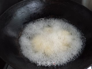 宫保鱼丁的做法步骤：9
