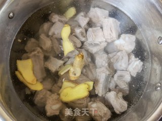 十三香麻辣排骨的做法步骤：6