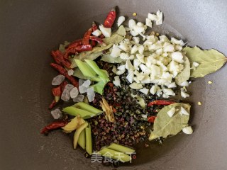 十三香麻辣排骨的做法步骤：9