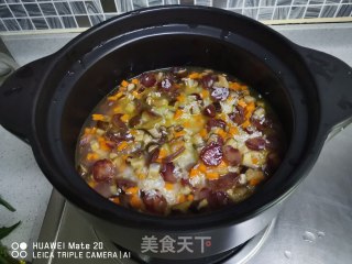 什锦煲仔饭的做法步骤：4