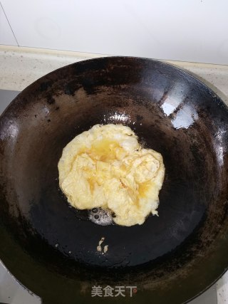 韭菜炒鸡蛋的做法步骤：1