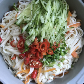 鸡蛋丝麻酱凉面的做法步骤：8