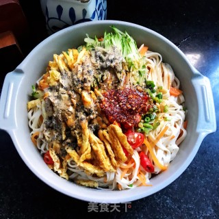 鸡蛋丝麻酱凉面的做法步骤：11