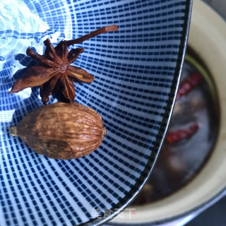 酱焖鸡翅根的做法步骤：6