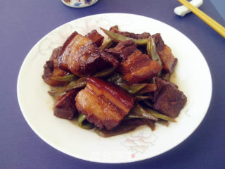 红烧五花肉豆角的做法步骤：11