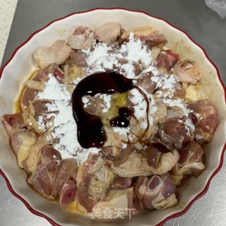 虫草花香菇滑鸡的做法步骤：5