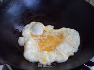 黄豆芽炒鸡蛋的做法步骤：3