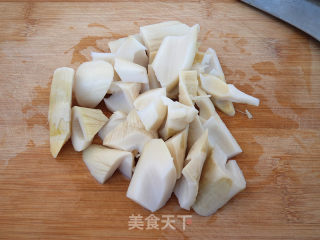 红烧竹笋猴头菇的做法步骤：6