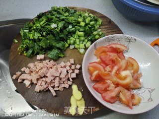 鲜蔬鸡蛋汤的做法步骤：1