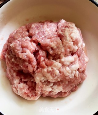 肉泥蒸蛋的做法步骤：1