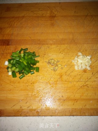 白菜火腿豆腐煲的做法步骤：5