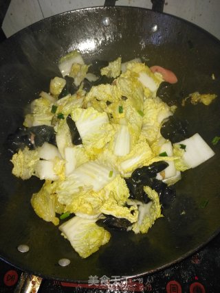 白菜火腿豆腐煲的做法步骤：9