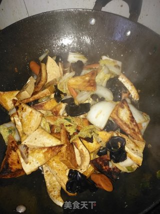 白菜火腿豆腐煲的做法步骤：15