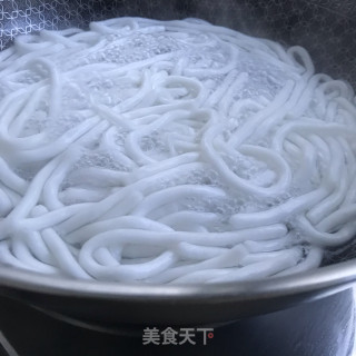 鸡蛋火腿炒土豆粉的做法步骤：6