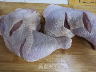 盐焗鸡腿的做法步骤：2