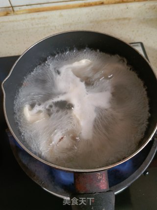 芥菜饺子的做法步骤：2