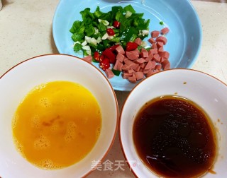 豆腐抱蛋的做法步骤：2