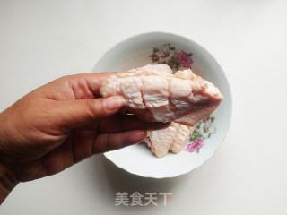 酱香烤鸡翅的做法步骤：2