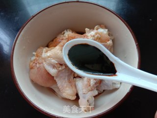 照烧小鸡腿的做法步骤：3