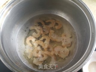 秋葵虾仁滑蛋的做法步骤：6