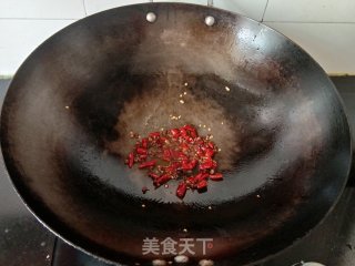 麻辣龙虾尾的做法步骤：3