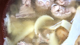 花胶玉竹螺肉排骨汤，每日一碗靓汤，滋养补虚，润肤养颜。的做法步骤：10