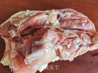 照烧鸡腿的做法步骤：1