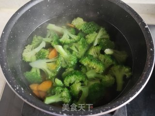 照烧鸡腿的做法步骤：5