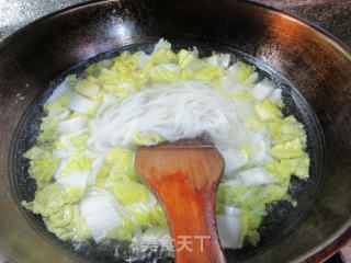牛肉娃娃菜河粉的做法步骤：5