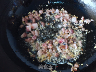 贝尖炒丝瓜的做法步骤：5