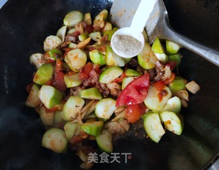 贝尖炒丝瓜的做法步骤：9