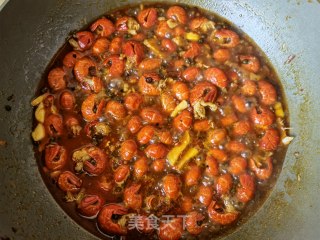 小米椒芹菜炒虾尾的做法步骤：13