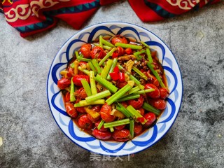 小米椒芹菜炒虾尾的做法步骤：16