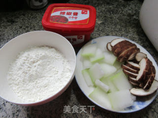 香菇冬瓜面疙瘩的做法步骤：1