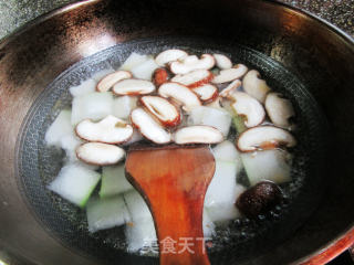 香菇冬瓜面疙瘩的做法步骤：4