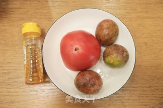 酸甜解渴的番茄百香果蜂蜜冰棍的做法步骤：1