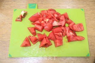 酸甜解渴的番茄百香果蜂蜜冰棍的做法步骤：2