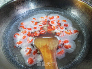 酱香龙虾尾的做法步骤：3