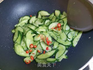 水煮黄瓜的做法步骤：4