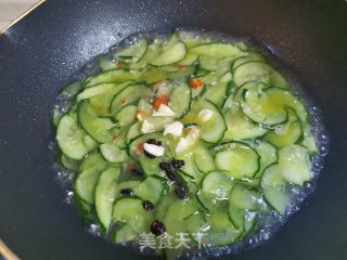 水煮黄瓜的做法步骤：6