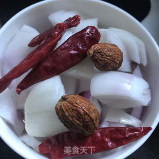 番茄炖牛腩的做法步骤：4