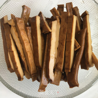 香干炒韭菜的做法步骤：3