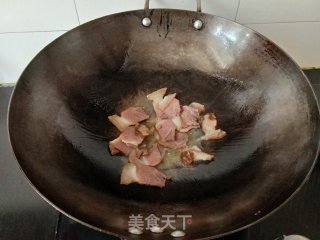 干豆角炒腊肉的做法步骤：3