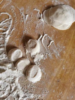 头伏饺子的做法步骤：8