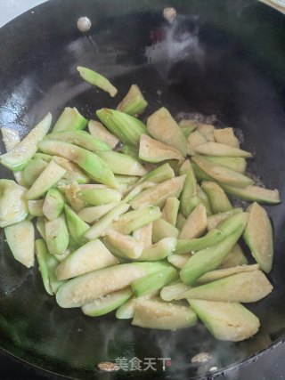 清炒丝瓜的做法步骤：3