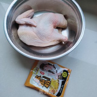盐焗鸡的做法步骤：1