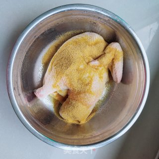 盐焗鸡的做法步骤：2
